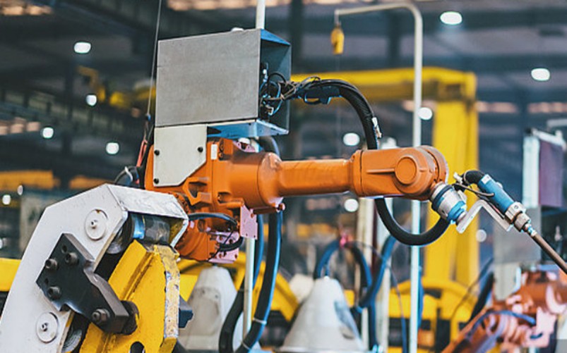 الآلات الصناعية